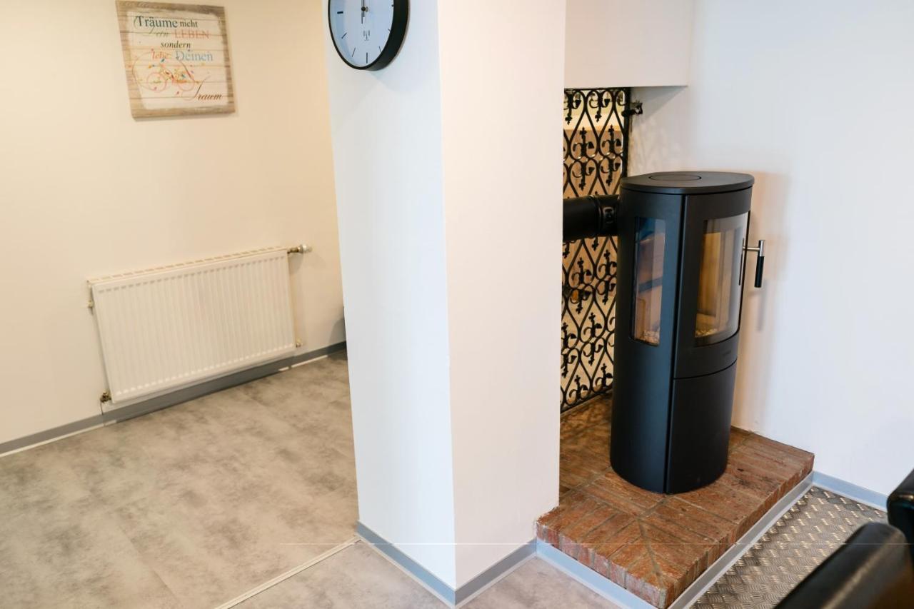 Friends & Family Domizil Willingen Appartement Willingen  Buitenkant foto