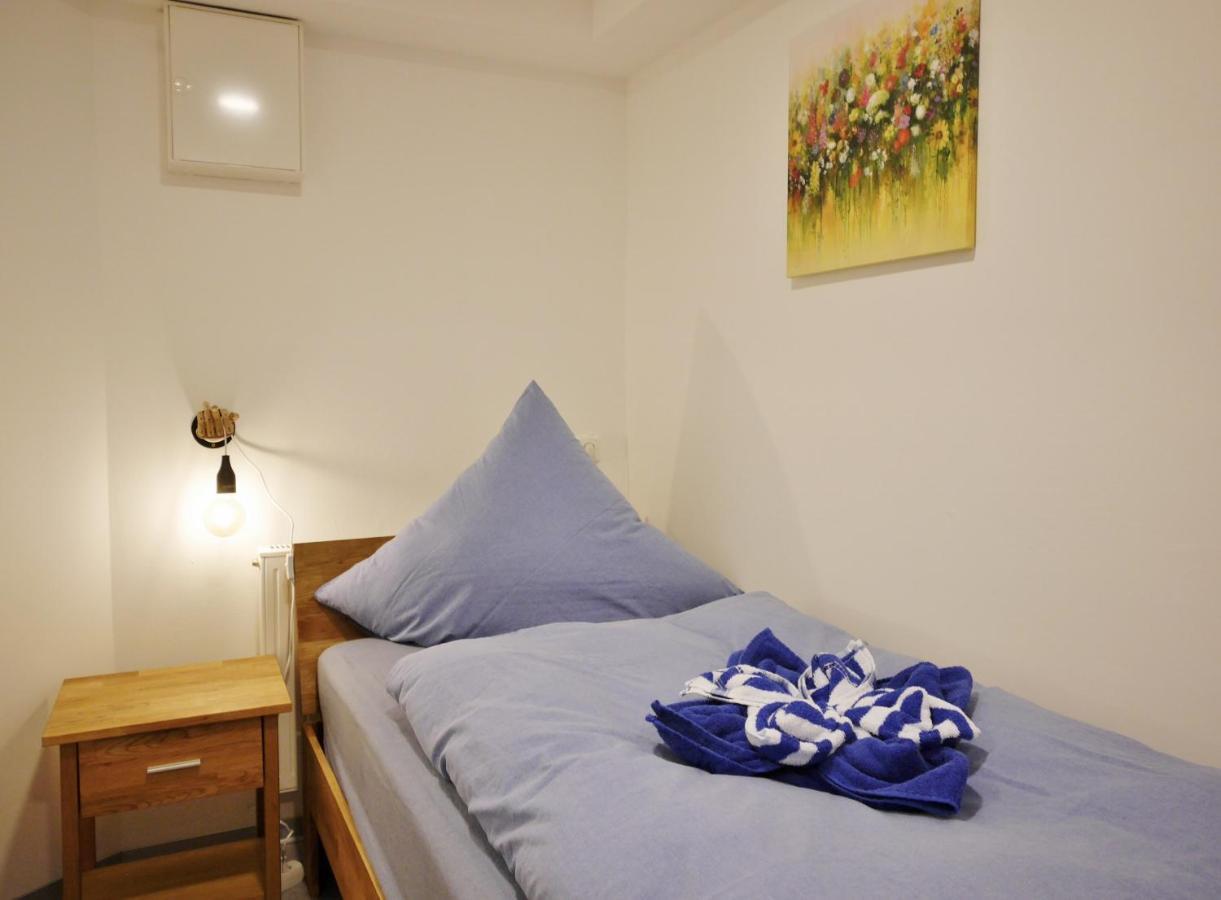 Friends & Family Domizil Willingen Appartement Willingen  Buitenkant foto
