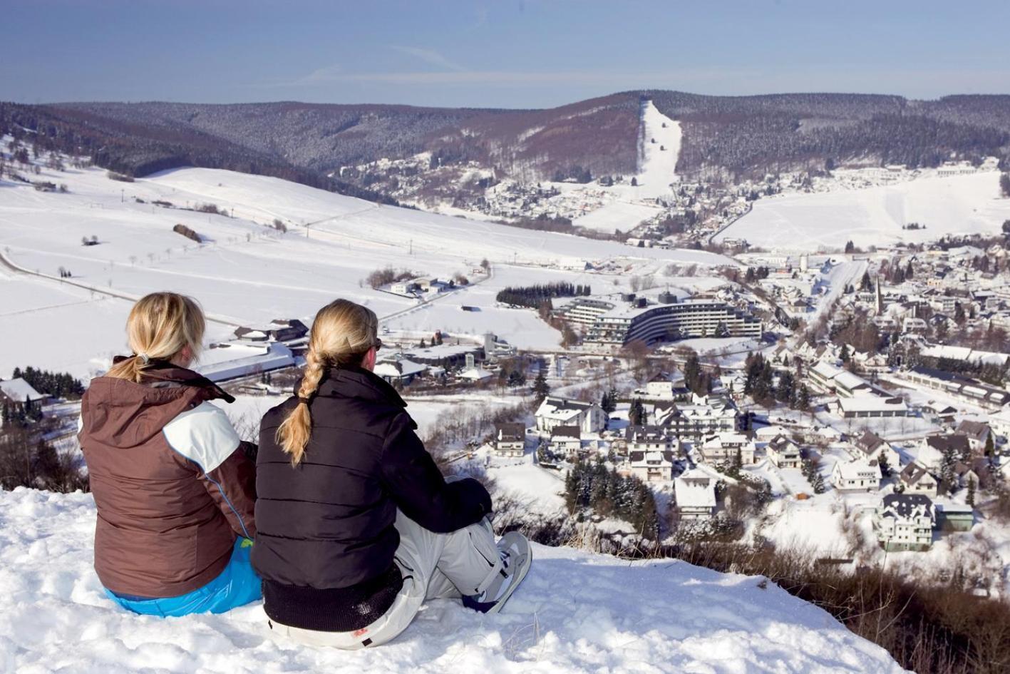 Friends & Family Domizil Willingen Appartement Willingen  Buitenkant foto
